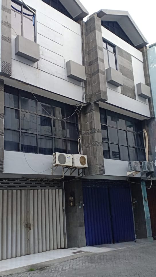 Dijual Ruko Baru Selesai Renov di Surabaya Pusat Lokasi Strategis - Image 1