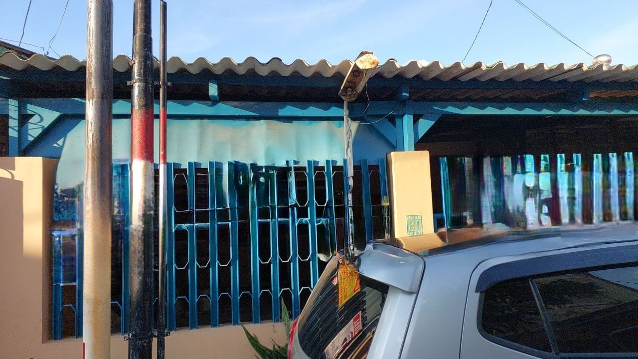 Jual Rumah 1,5 Lantai di Simpang Darmo Permai Selatan Surabaya Barat - Image 1