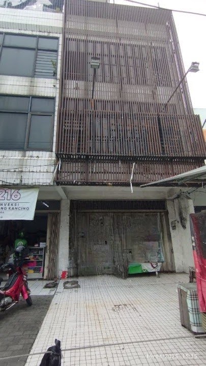 Dijual/Disewakan Ruko Lokasi Strategis Raya Rungkut Surabaya Selatan - Image 1