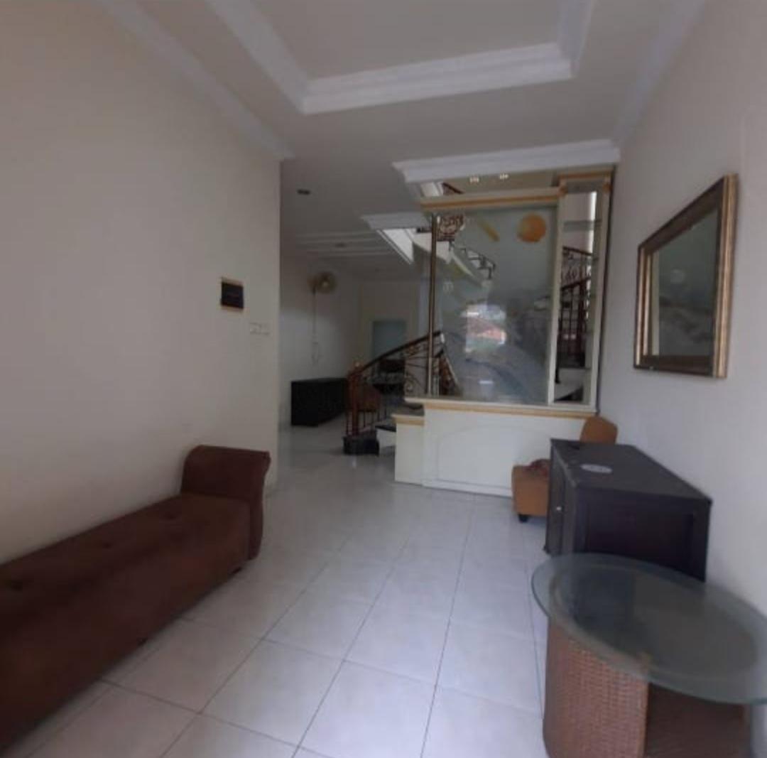 Dijual/Sewa Rumah Siap Huni 2 Lantai Sudah Renovasi Total di Surabaya Timur - Thumbnail 4