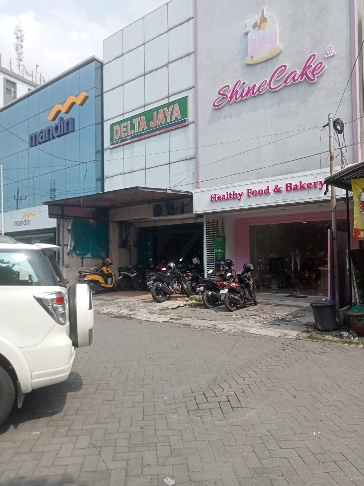 Disewakan Ruko 3 Lantai Dekat RS Delta Surya di Pondok Mutiara Sidoarjo - Thumbnail 2