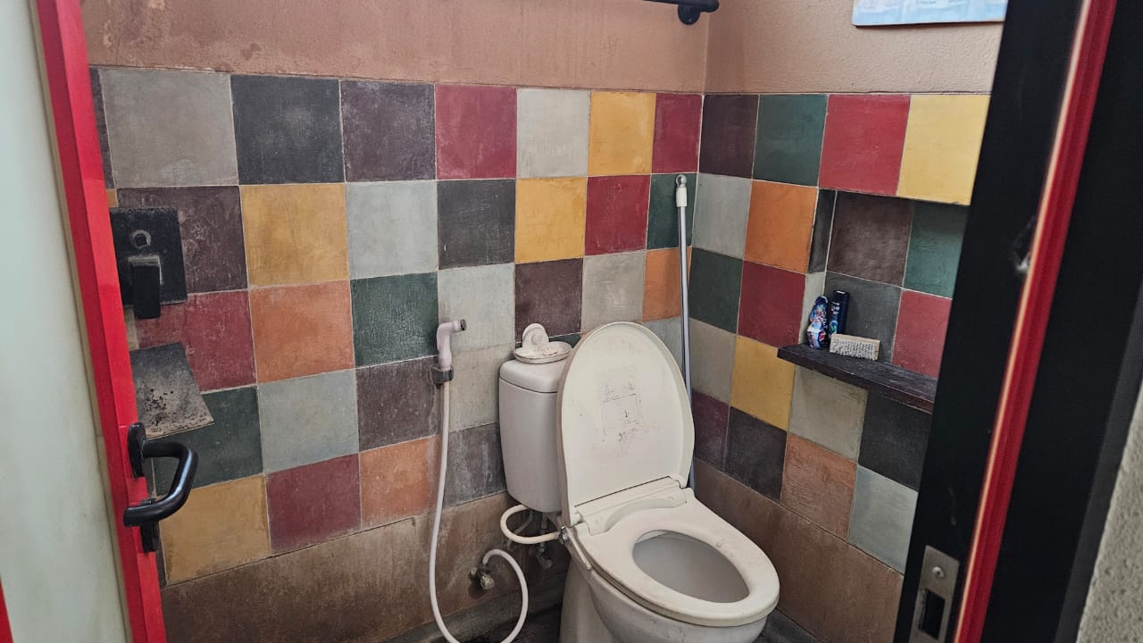 Dijual Tempat Usaha Strategis di Raya Demak Surabaya Utara - Thumbnail 3