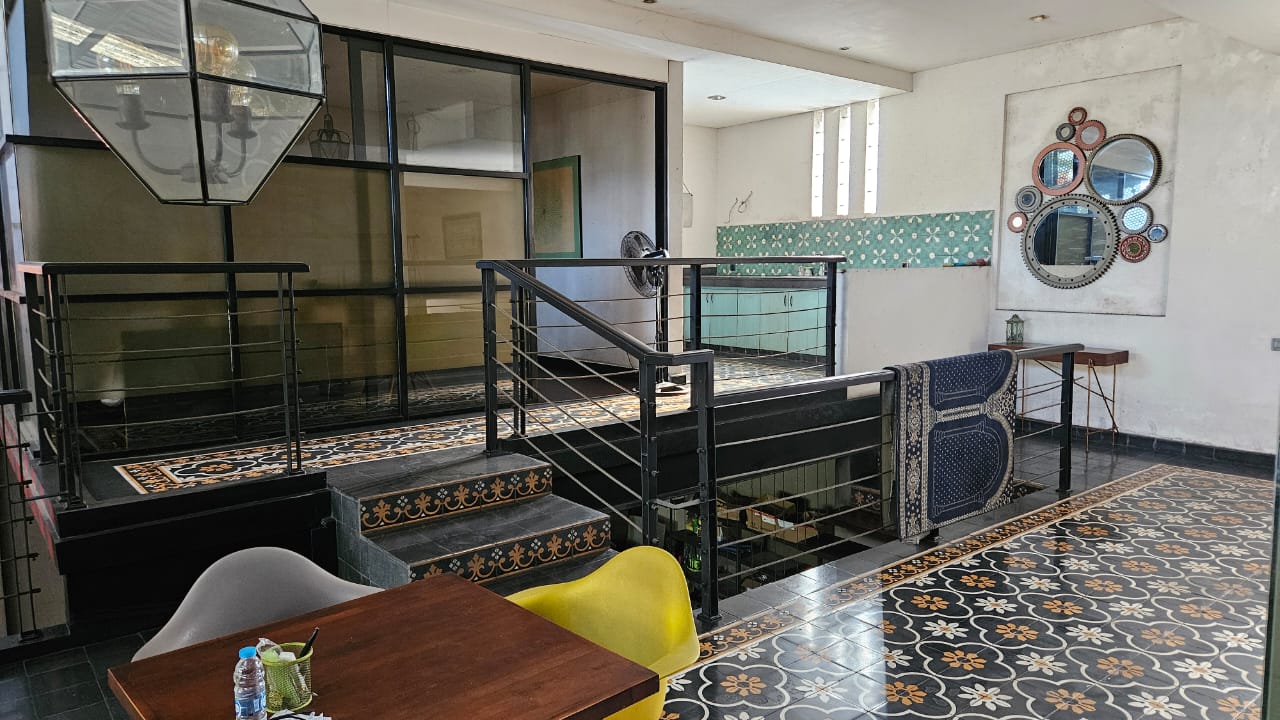 Dijual Tempat Usaha Strategis di Raya Demak Surabaya Utara - Thumbnail 4