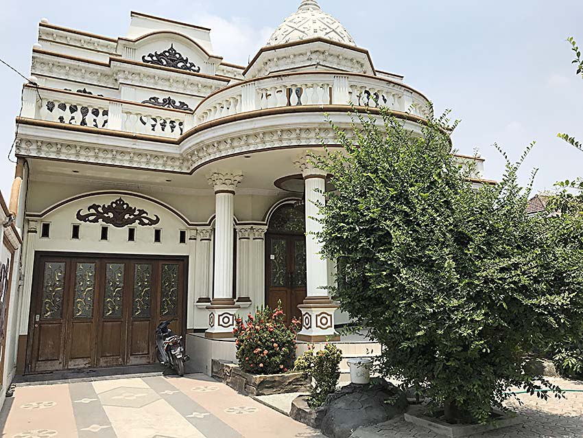 Dijual Lelang Rumah Mewah Harga Murah Dekat Stasiun di Kendalsari Jombang - Image 1