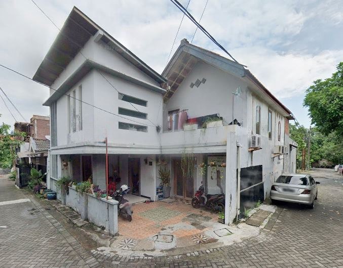 Dijual Lelang Rumah Strategis Posisi Hook di Babatan Indah Wiyung Surabaya Barat - Image 1