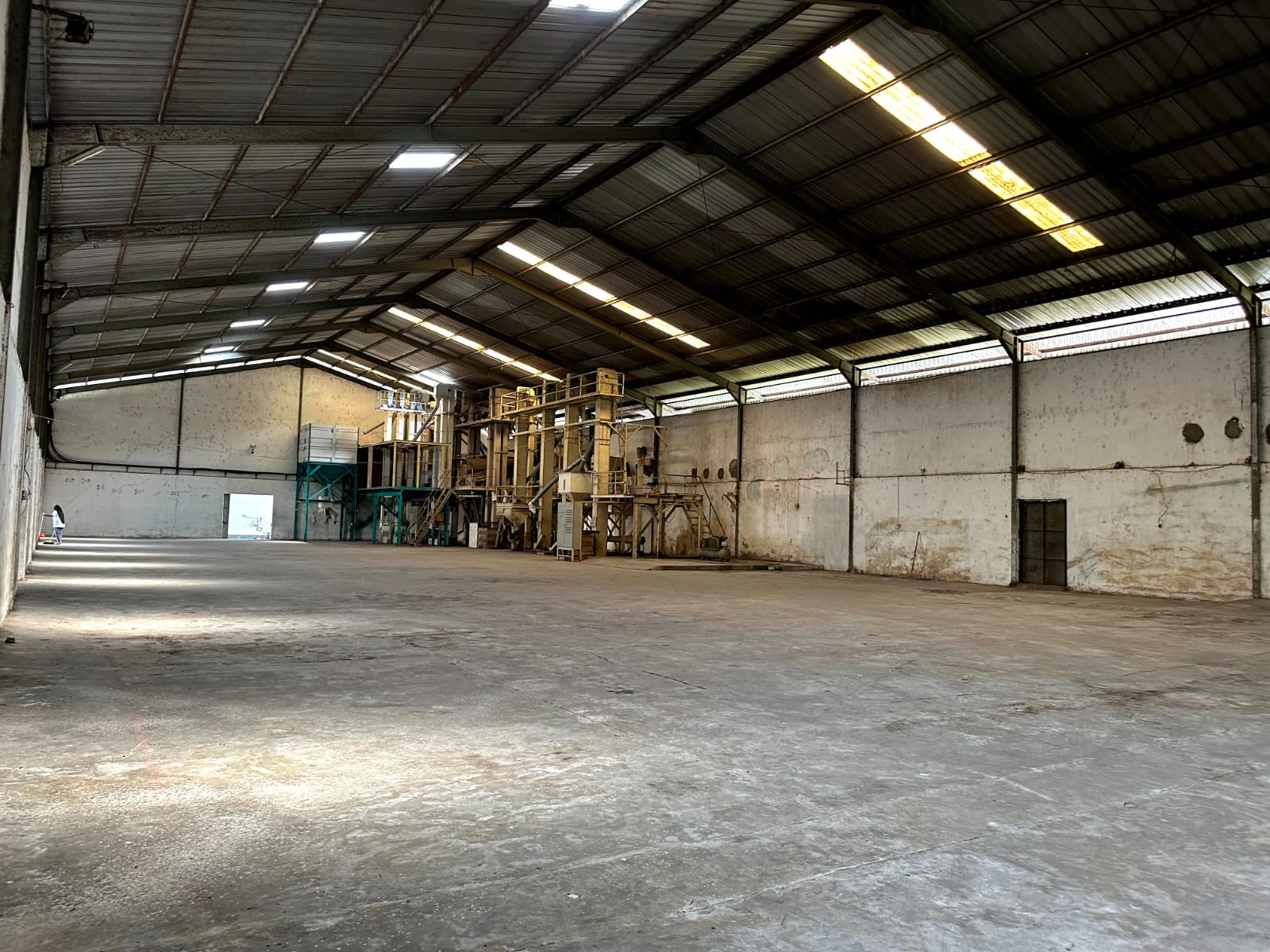 Dijual Pabrik Beras Aktif di Lamongan Nol Jalan Provinsi - Image 1