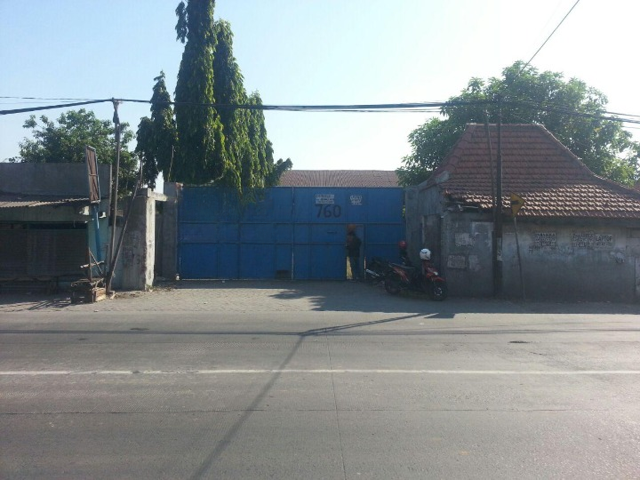 Dijual Tanah Strategis Akses Dua Jalan Utama di Raya Legundi Gresik - Image 1