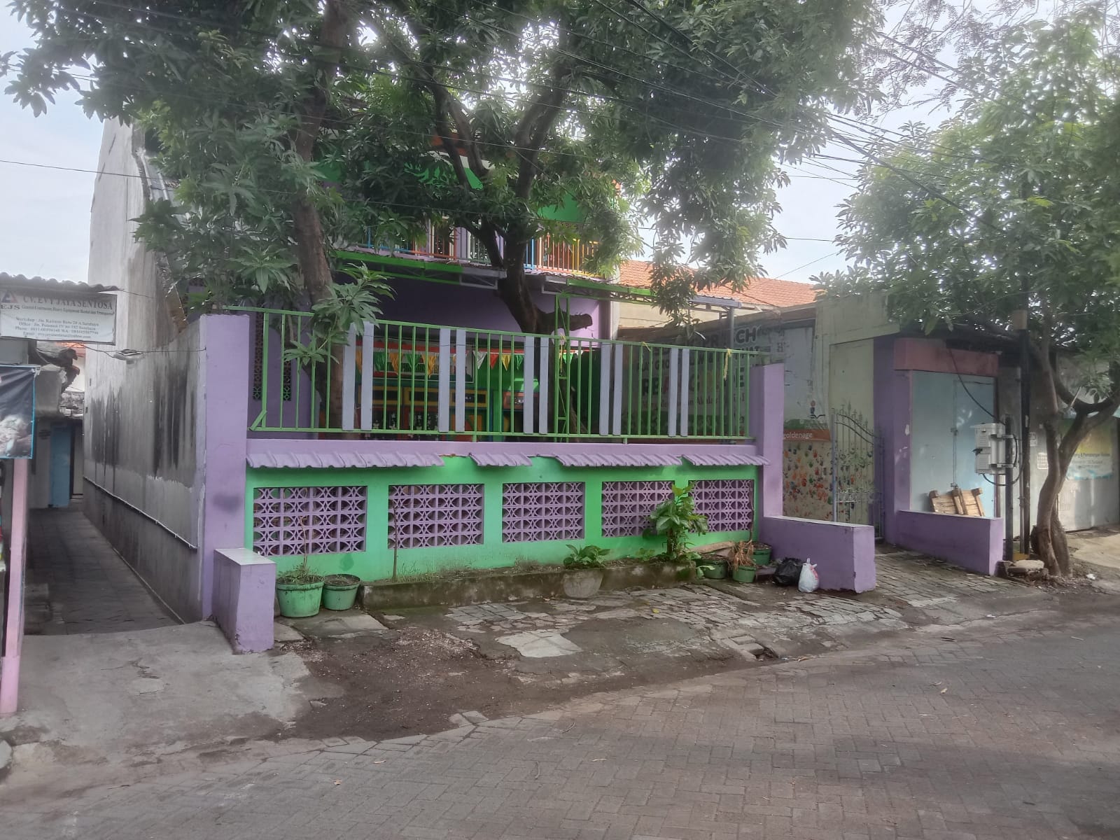 Sewa Rumah Usaha 2 Lantai Lokasi di Petemon Surabaya Barat - Image 1