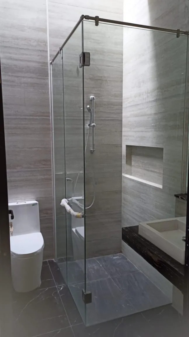 Rumah Baru Mewah Dijual Lokasi Strategis di Taman Puspa Raya Citraland Surabaya Barat - Thumbnail 4