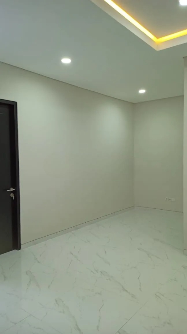 Rumah Baru Mewah Dijual Lokasi Strategis di Taman Puspa Raya Citraland Surabaya Barat - Thumbnail 2