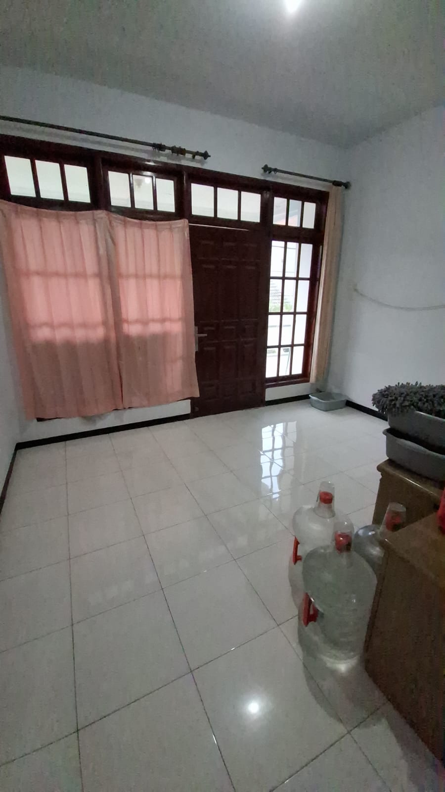 Dijual Rumah 2 Lantai Siap Huni Taman Pondok Indah Surabaya Barat - Thumbnail 2