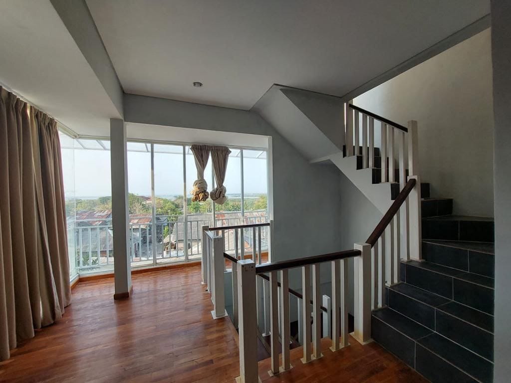 Jual Rumah 4 Lantai Full Furnished Nusa Dua Badung Bali Lokasi Strategis - Thumbnail 2