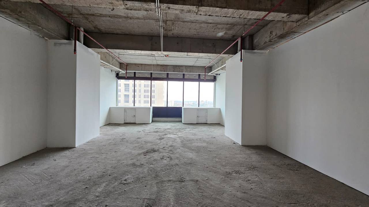 Disewakan Office Unit View Cantik Hadap Bukit Darmo Golf di Satoria Tower Surabaya Barat - Image 1