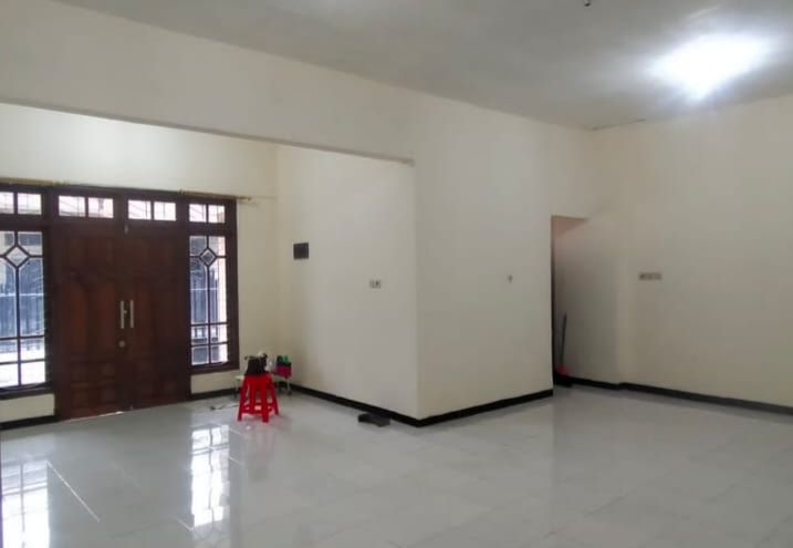 Dijual Cepat Rumah Strategis di Darmo Permai Utara Surabaya Barat - Thumbnail 4