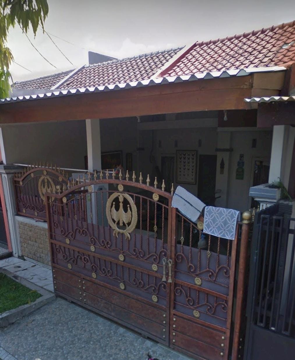 Jual Rumah Usaha Terawat Lokasi Strategis Puri Surya Jaya Sidoarjo - Thumbnail 2