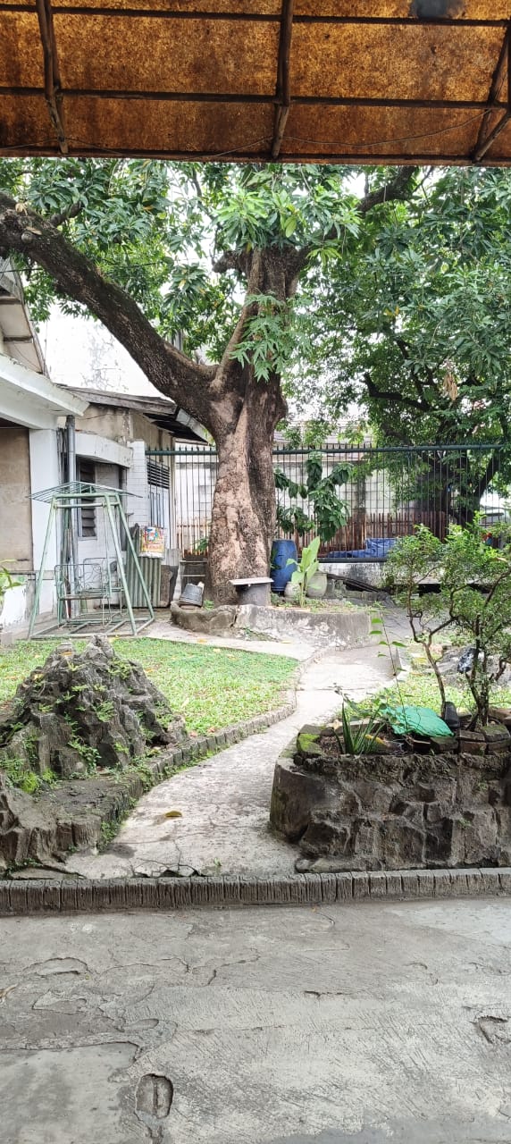 Jual Rumah 2,5 Lantai Lokasi Strategis di Surabaya Pusat - Thumbnail 3