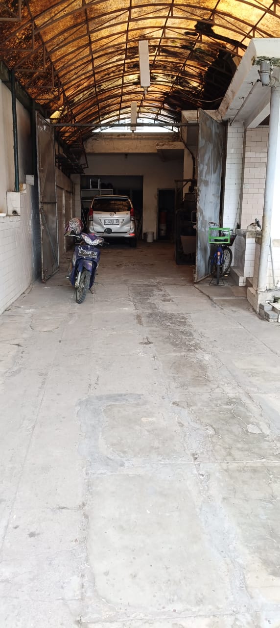 Jual Rumah 2,5 Lantai Lokasi Strategis di Surabaya Pusat - Thumbnail 4