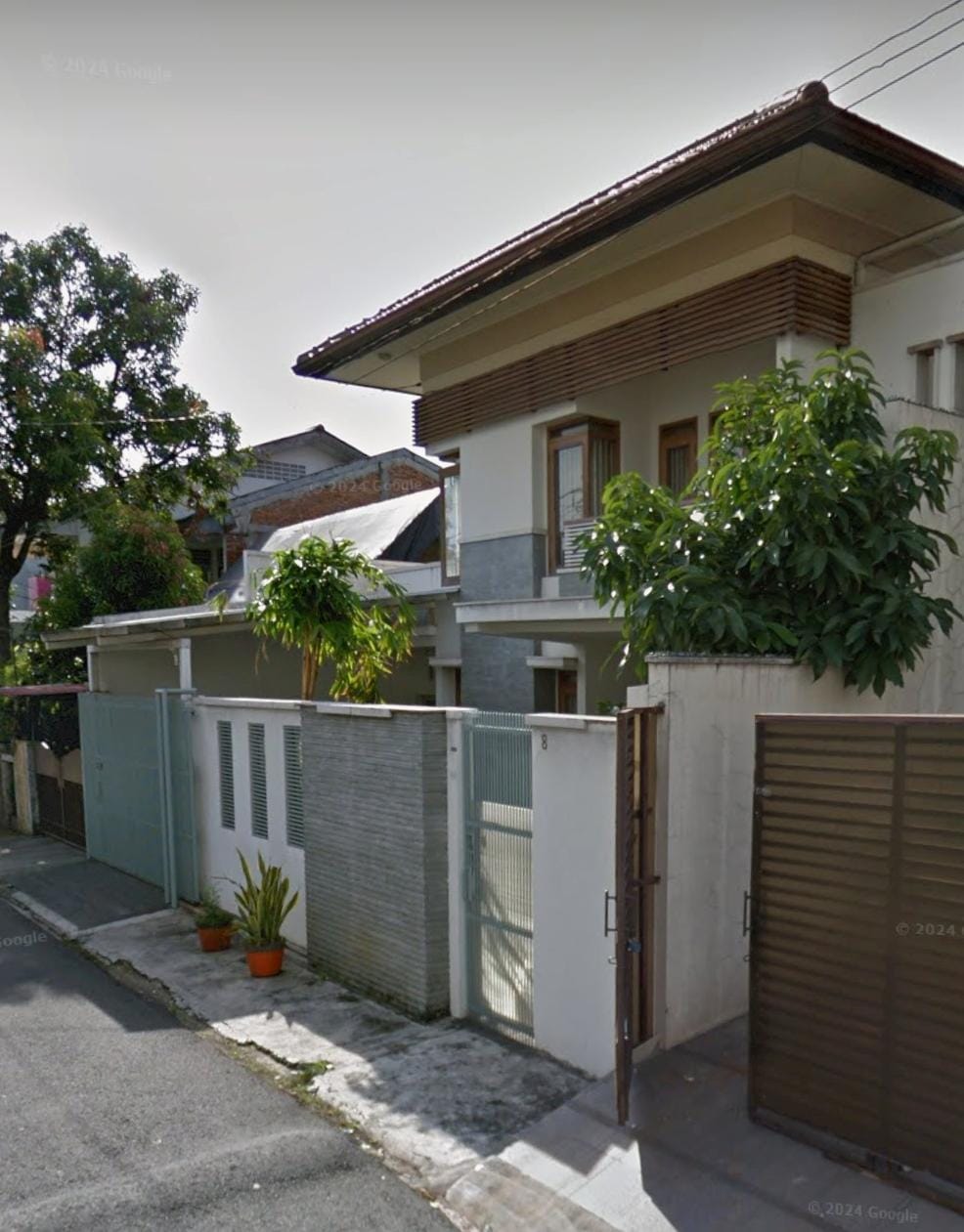 Jual Rumah 2 Lantai Siap Huni Lokasi Strategis Kebayoran Baru Jakarta Selatan - Thumbnail 2