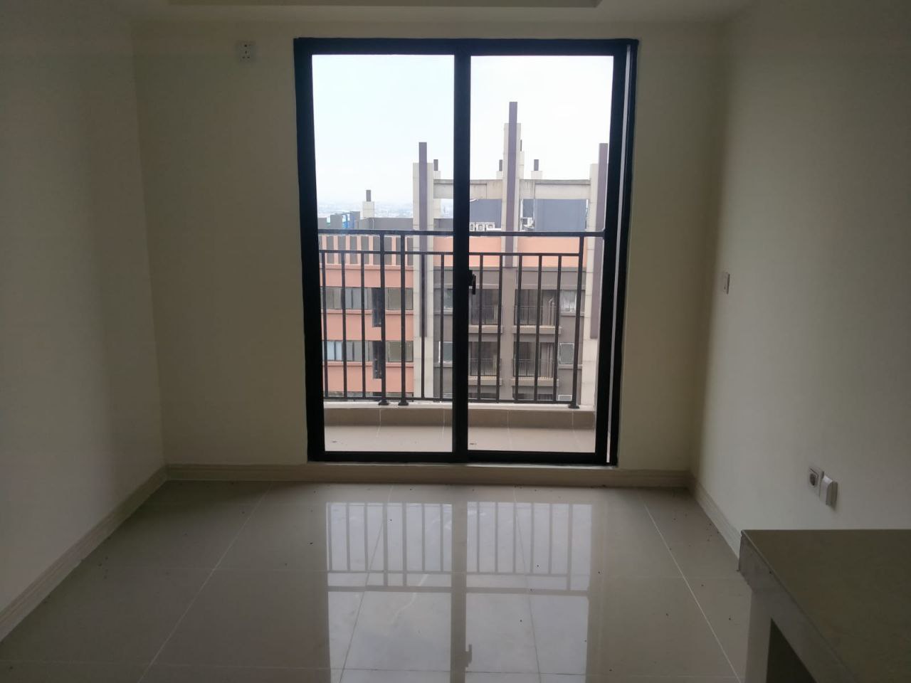 Dijual Apartemen 2BR Siap Huni Fasilitas Lengkap di Silverlake Meikarta Cikarang Bekasi - Thumbnail 3