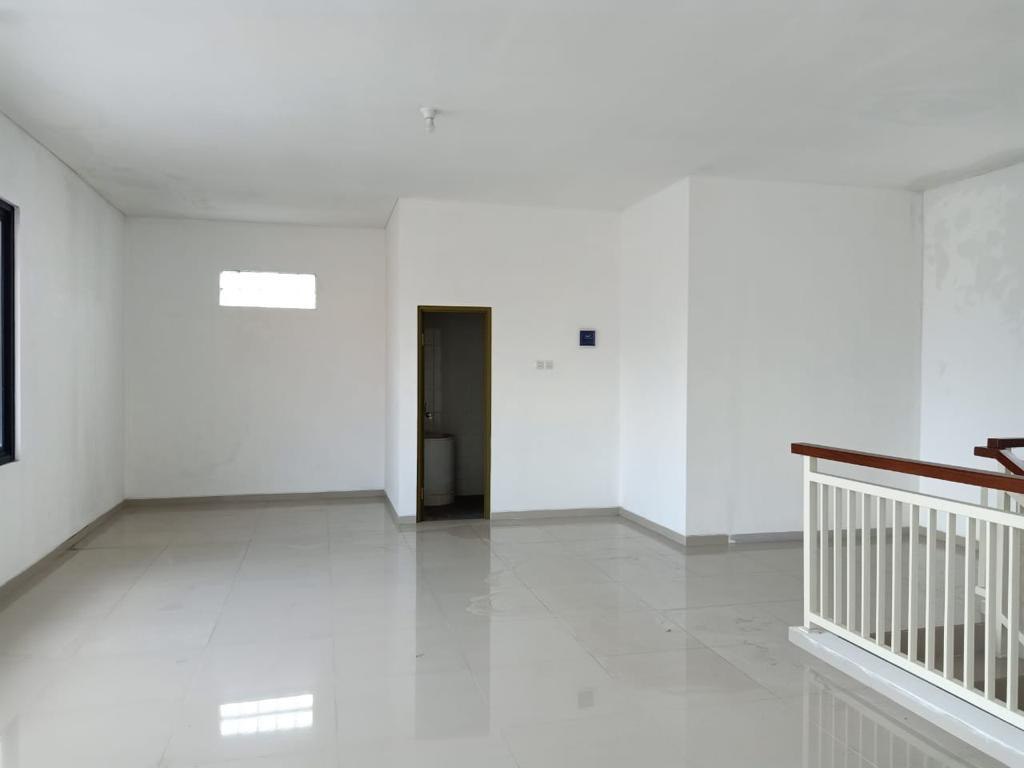 Disewakan Kantor dan Rooftop Siap Pakai di Perak Barat Surabaya Utara - Thumbnail 4