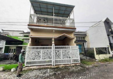 Jual Lelang Rumah Strategis Dekat Wisata Religi dan Kampus di Green Hill Gresik - Image 1