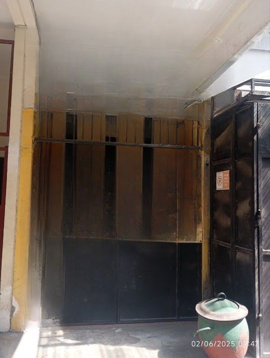 Dijual Rumah Siap Huni 2 Lantai di Kapas Gading Surabaya Timur - Image 1