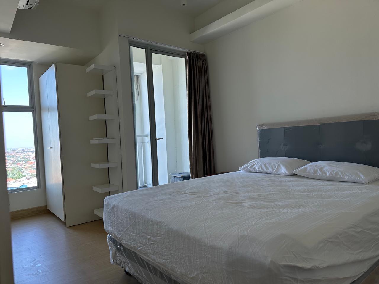 Disewakan Apartemen Unit Premium Full Furnish di Pakuwon Mall Benson Surabaya - Thumbnail 4