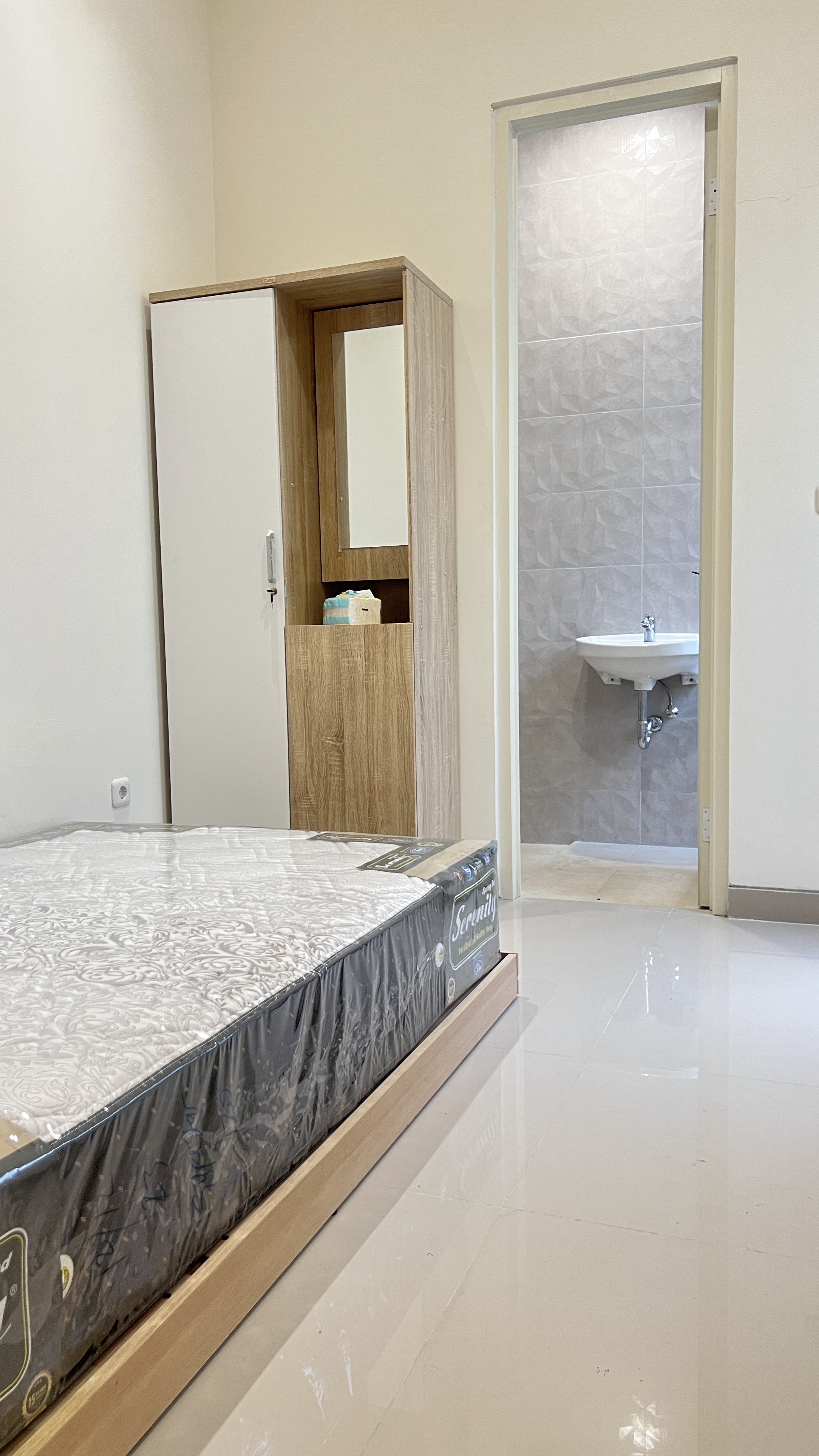 Jual Rumah Siap Huni Lokasi Strategis di Rungkut Menanggal Harapan Surabaya - Thumbnail 2