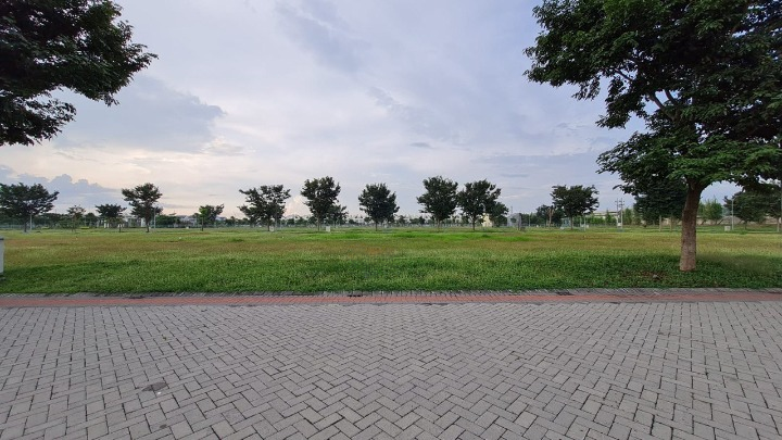 Dijual Tanah Kavling Strategis Kawasan Prestisius di Grand Pakuwon Surabaya Barat - Thumbnail 2