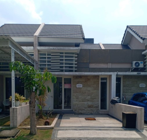 Dijual Lelang Rumah Murah Lokasi Strategis di Menganti Gresik - Image 1