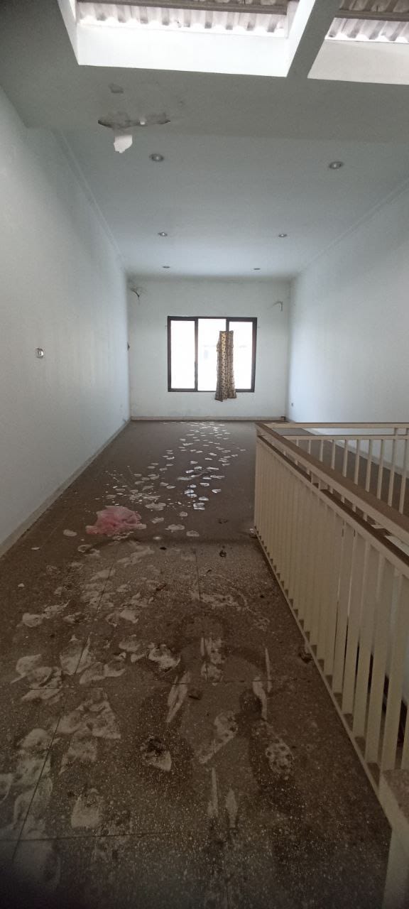 Disewakan Ruko Komersial Strategis Raya Balongsari Tama di Surabaya Barat - Image 1