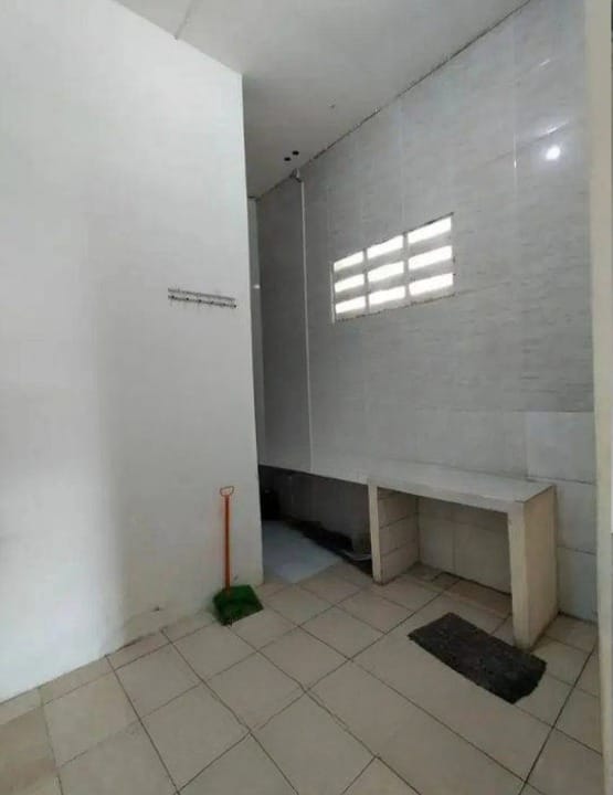 Dijual Ruko Strategis Hook di Jambangan Kebon Agung Surabaya Selatan - Thumbnail 4