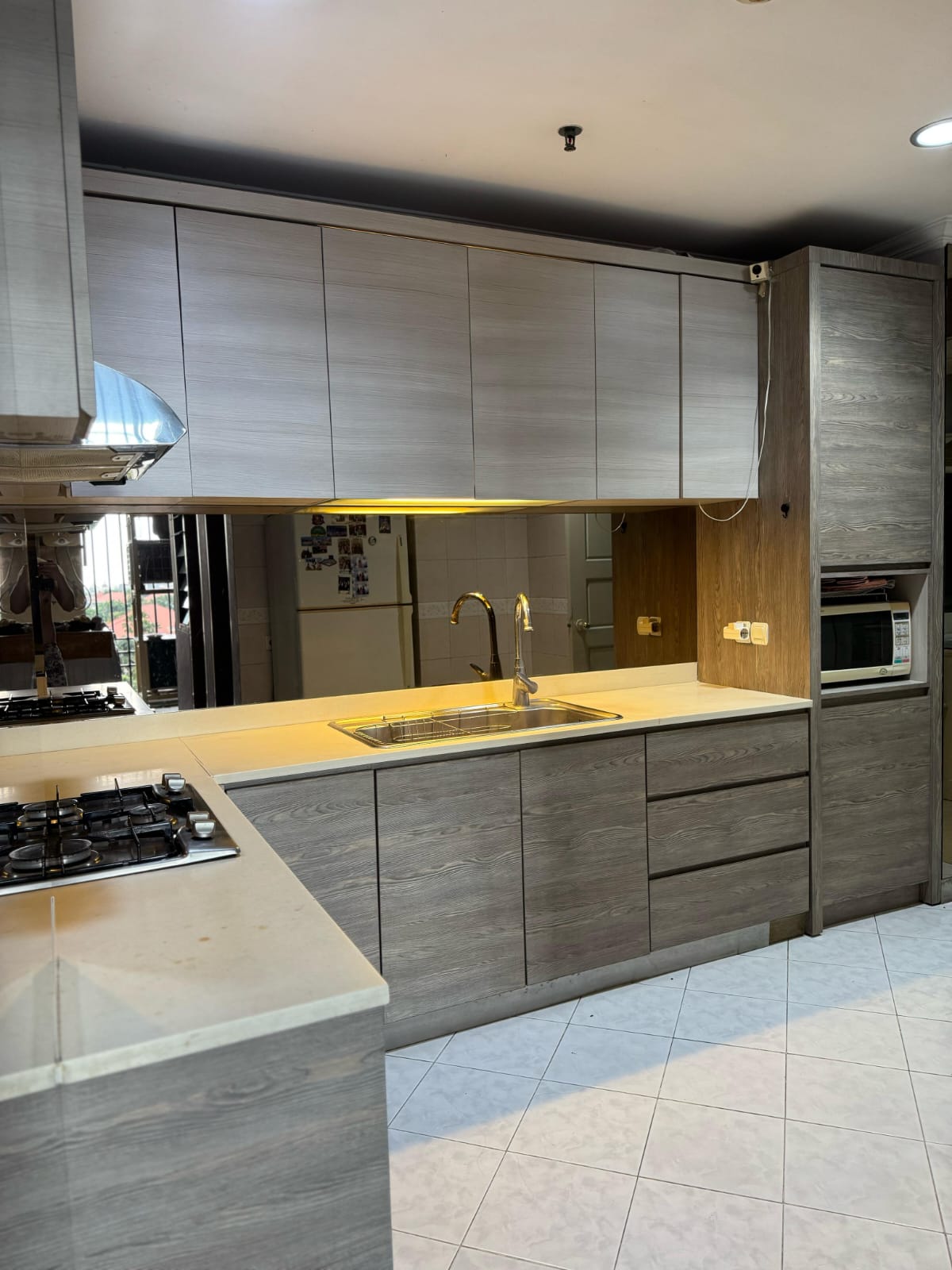 Dijual/Disewakan Kondominium Full Furnished View Golf Graha Famili Prima Surabaya - Thumbnail 2