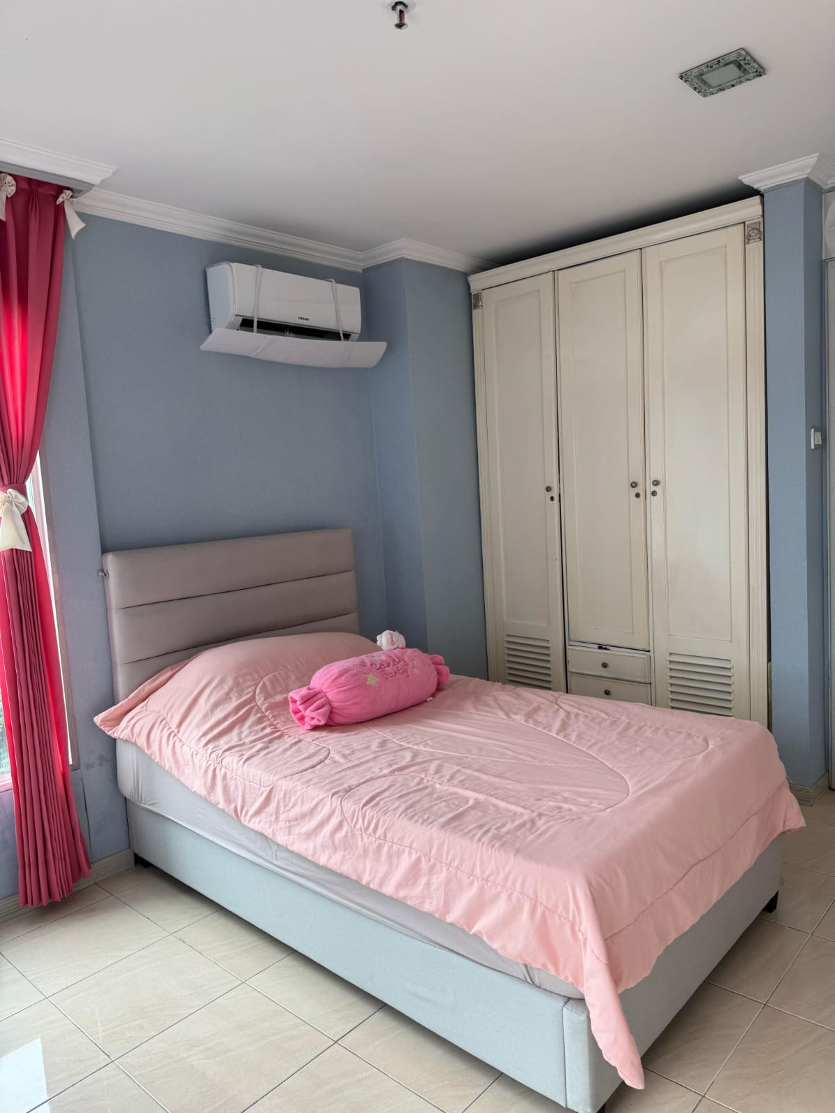 Dijual/Disewakan Kondominium Full Furnished View Golf Graha Famili Prima Surabaya - Thumbnail 4