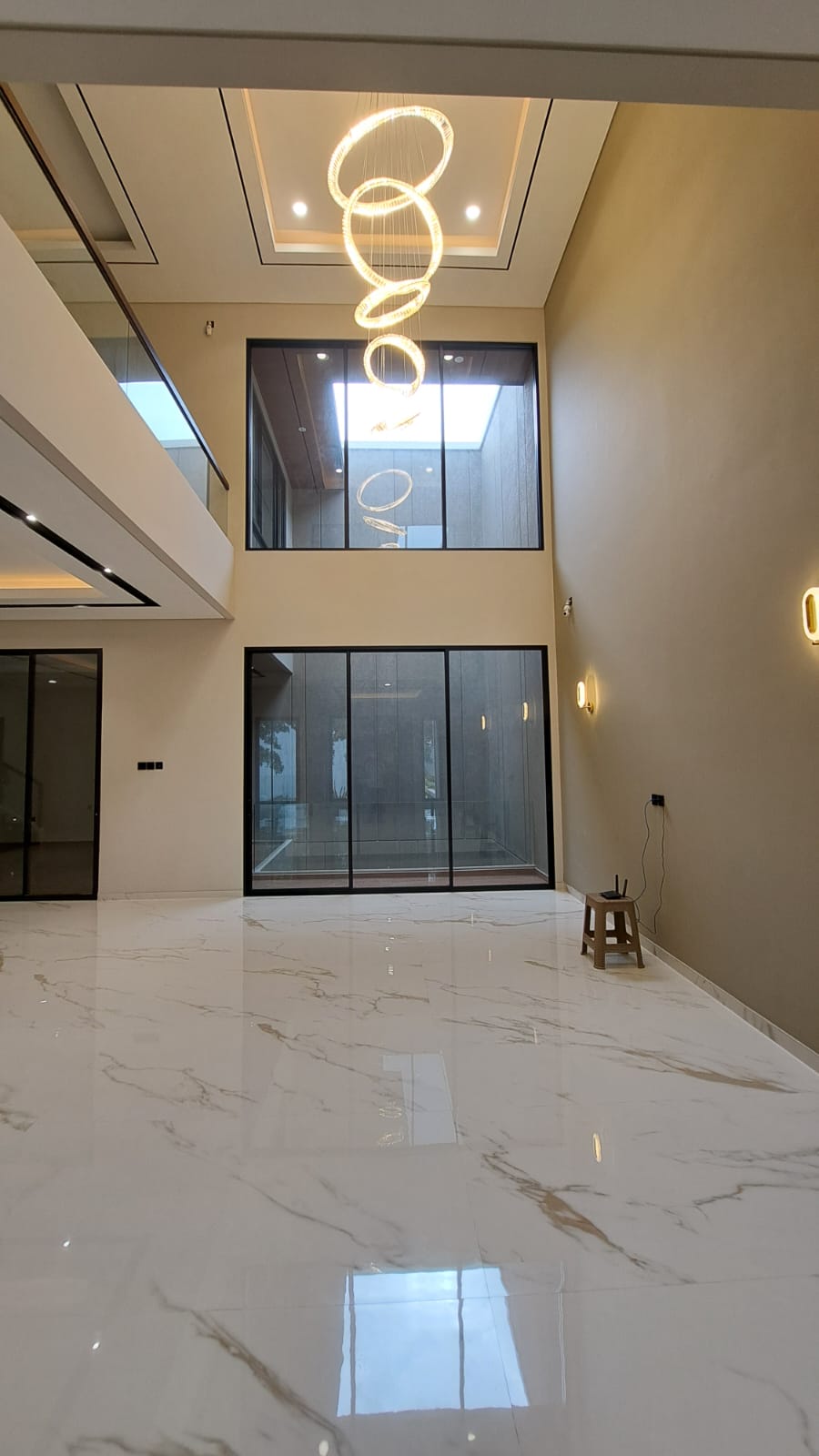 Dijual Rumah Baru Minimalis Tropis Waterfront Citraland Surabaya Barat - Thumbnail 3