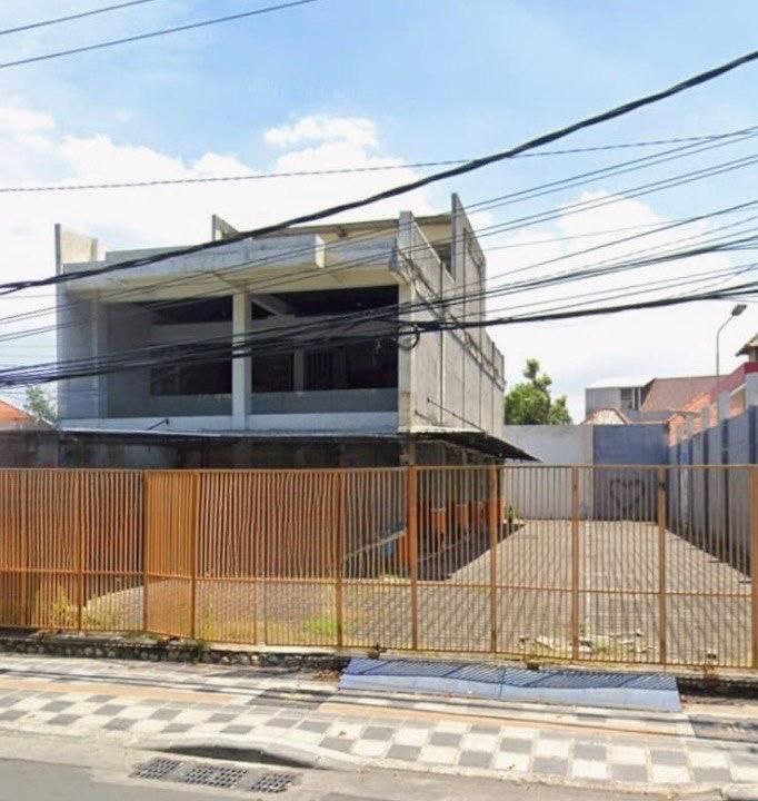 Sewakan Rumah Usaha Cocok Untuk F&B/Carwash Raya Kusuma Bangsa Gresik - Image 1