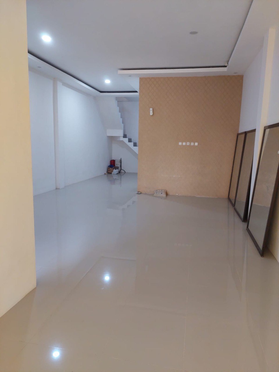 Jual Rumah Lelang Murah 2 Lantai di Jalan Wak Tunik Kalanganyar Sidoarjo - Thumbnail 3