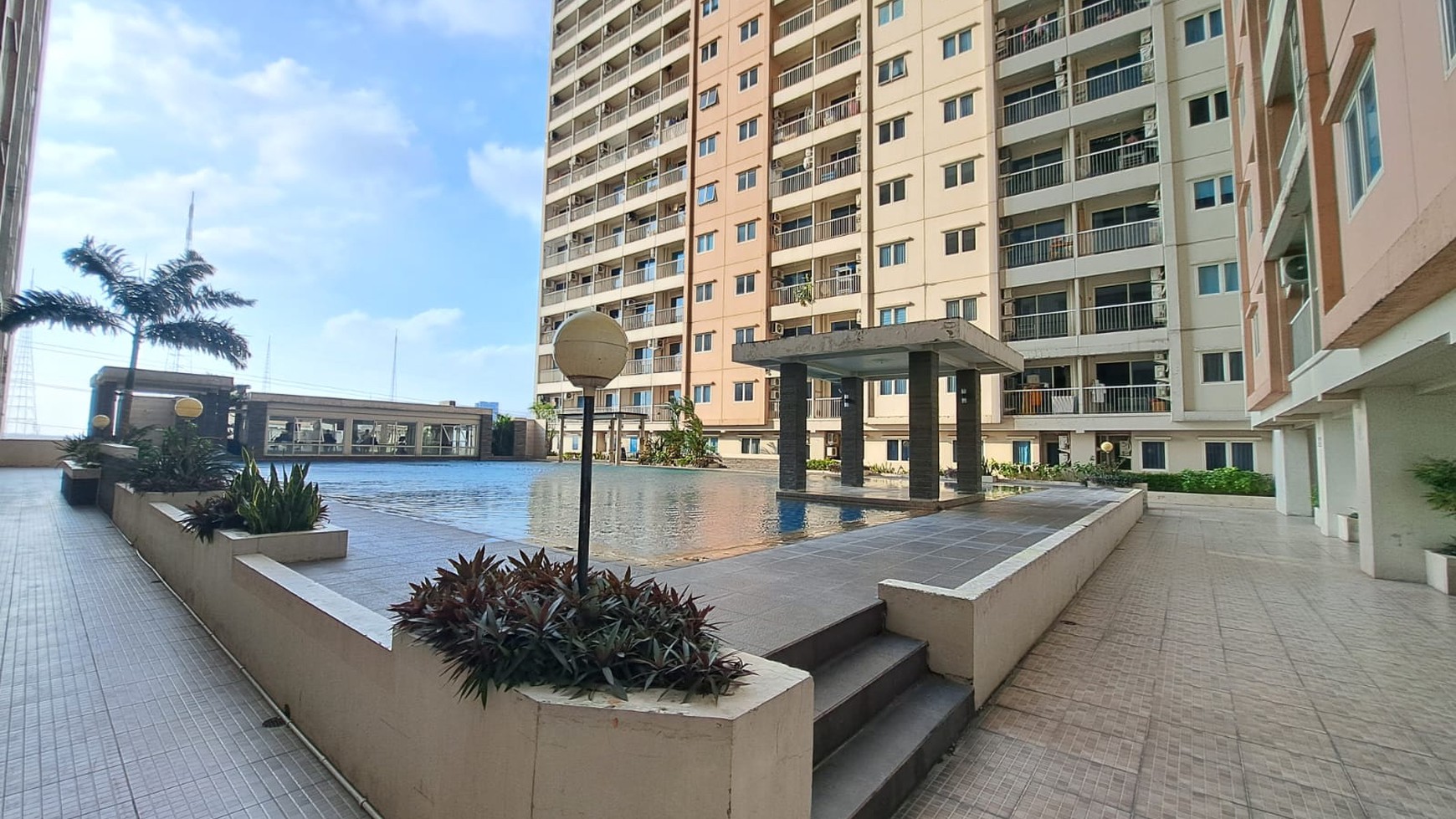 Dijual Apartemen Nyaman dan Strategis di Puncak Bukit Darmo Unit A Surabaya Barat - Thumbnail 3