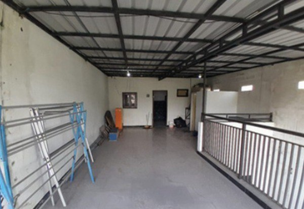 Dijual Lelang Rumah Murah Dekat Citraland Driyorejo Gresik - Thumbnail 3