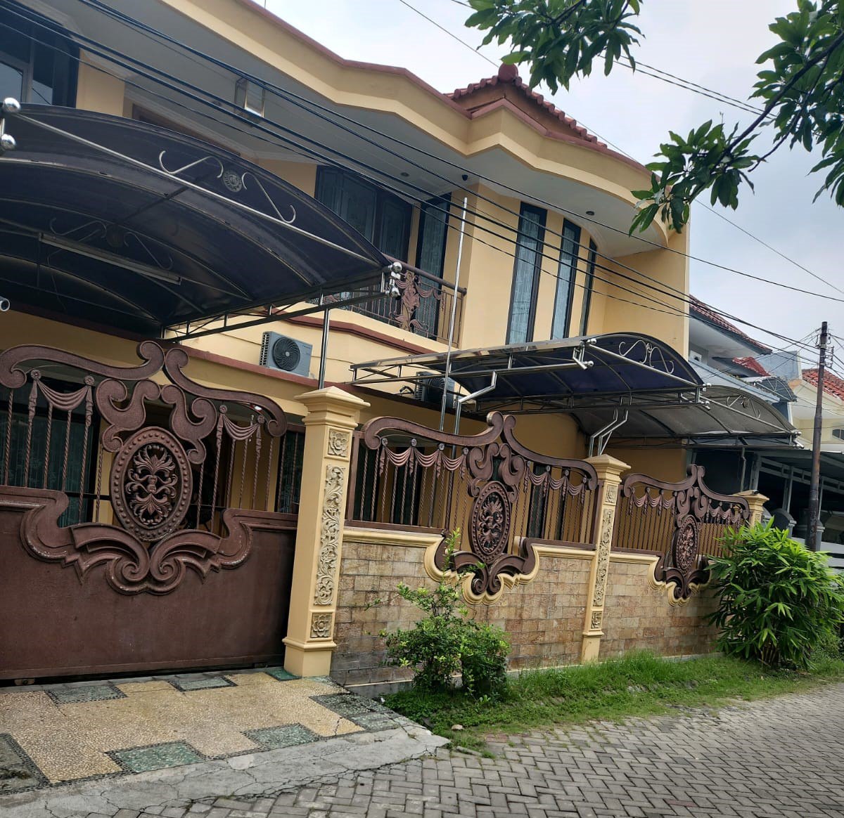 Dijual Rumah Mewah Terawat Dekat Kenjeran Park Surabaya Timur - Image 1