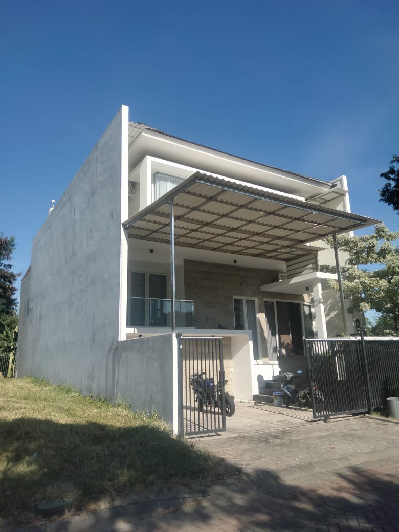 Dijual Cepat Rumah Mewah 2,5 Lantai di East Emerald Mansion Citraland Surabaya Barat - Thumbnail 3