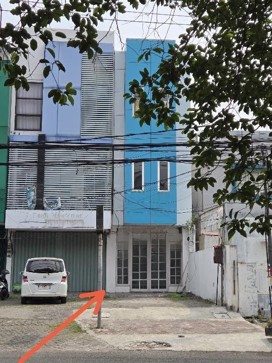 Dijual Ruko Nol Jalan Raya di Darmo Permai Surabaya Barat - Image 1