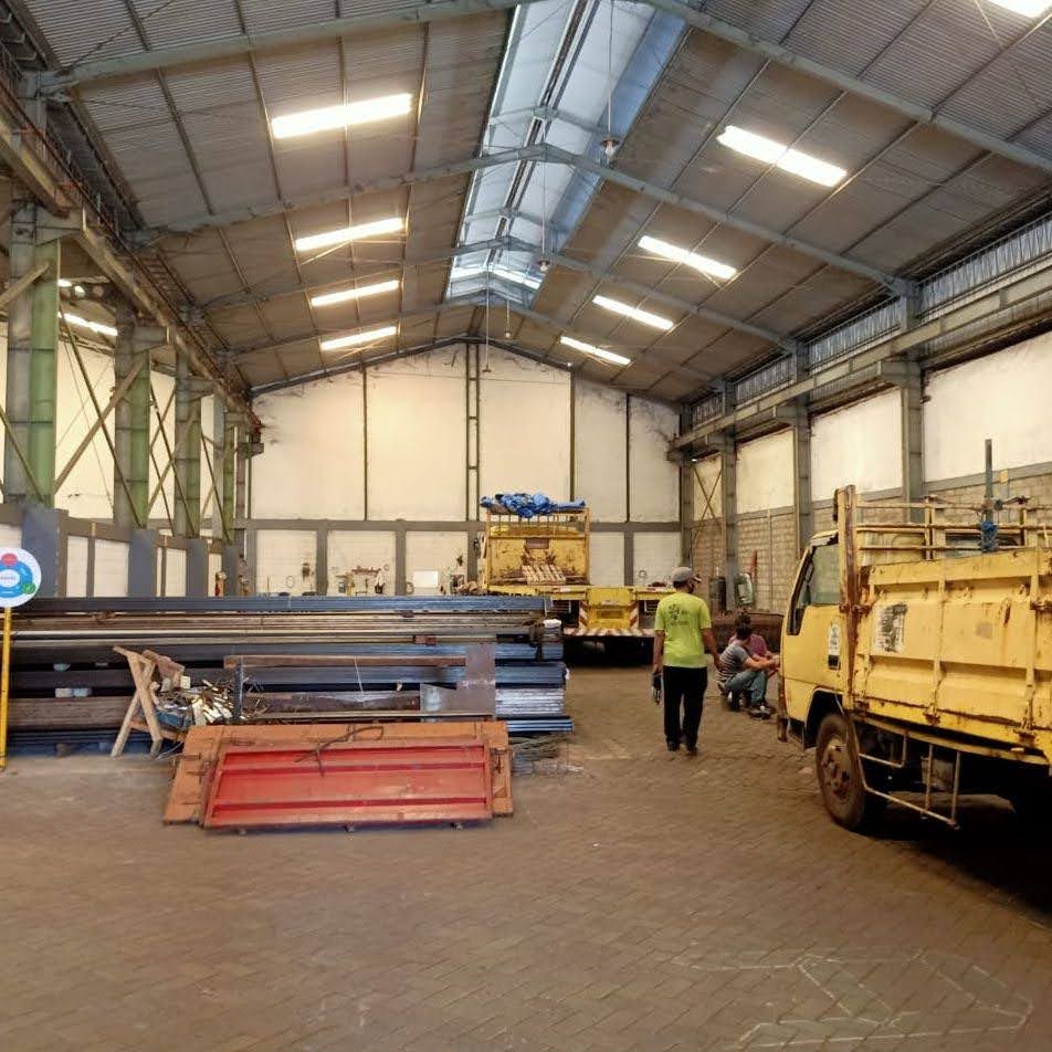 Dijual/Disewakan Gudang Strategis di Angtropolis Margomulyo Surabaya Barat - Image 1