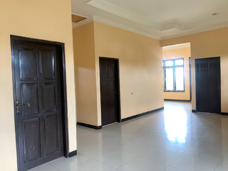 Dijual Rumah dan Toko Lokasi Strategis di Jalan Moh. Yamin Atambua NTT - Thumbnail 3