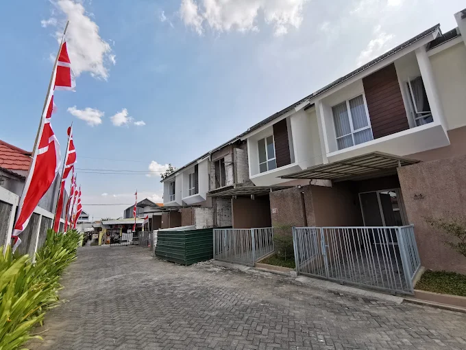 Dijual Rumah Baru Modern di Grand Vivo Surabaya Barat - Thumbnail 2