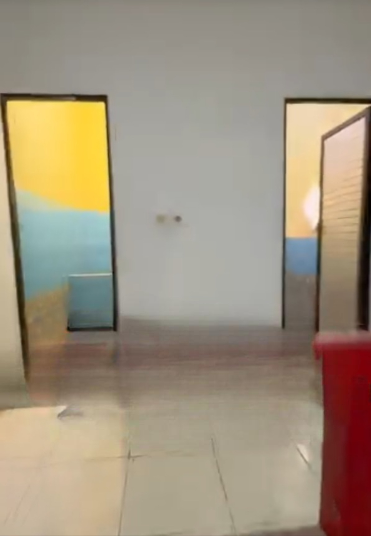 Disewakan Toko Siap Pakai di Jalan Raya Benowo Lokasi Strategis Harga Terjangkau - Thumbnail 2