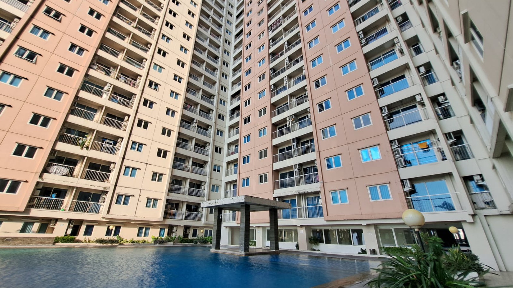 Dijual Unit Apartemen Nyaman di Puncak Bukit Golf Surabaya Barat - Thumbnail 2