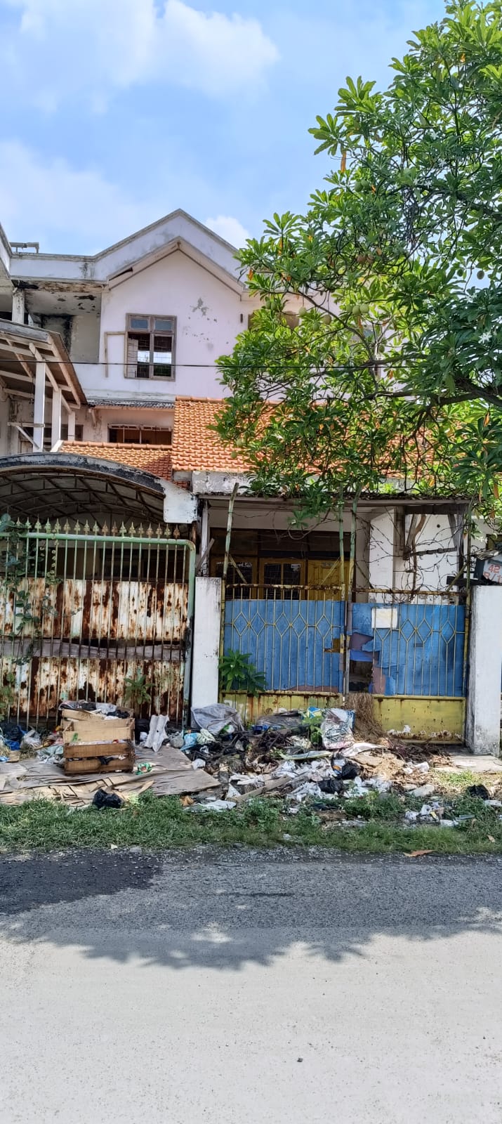 Dijual Rumah Hook Hitung Tanah Cocok untuk Usaha Surabaya Barat - Thumbnail 2