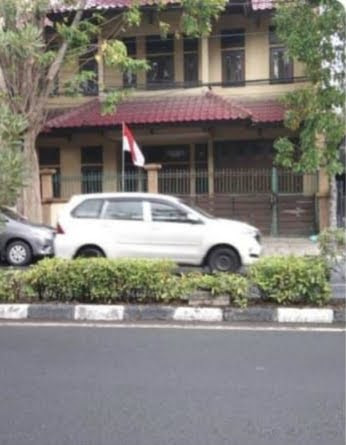 Dijual Rumah Lokasi Nol jalan Raya, Ngagel Jaya - Surabaya Timur - Image 1