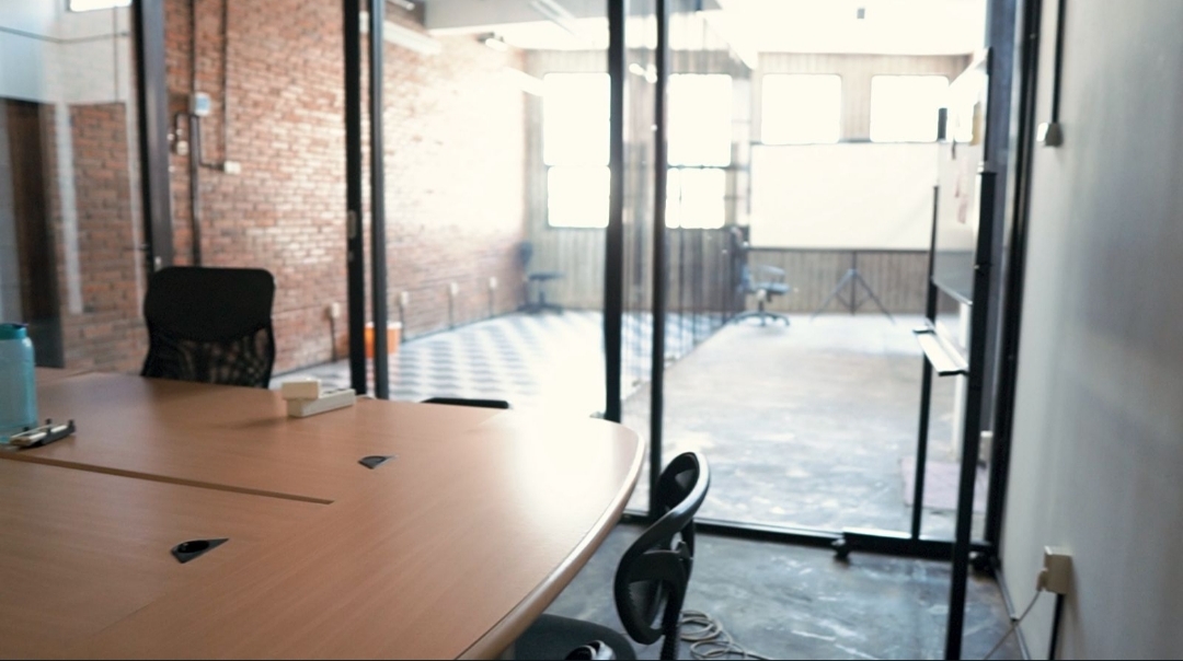 Dijual Rumah/Kantor Lokasi Strategis Di Simpang Darmo Permai Surabaya Barat - Thumbnail 2